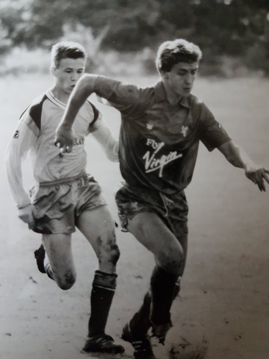 Finally couple of, correct me if I'm wrong, Adam Locke in action in same game. 4/4  #cpfc