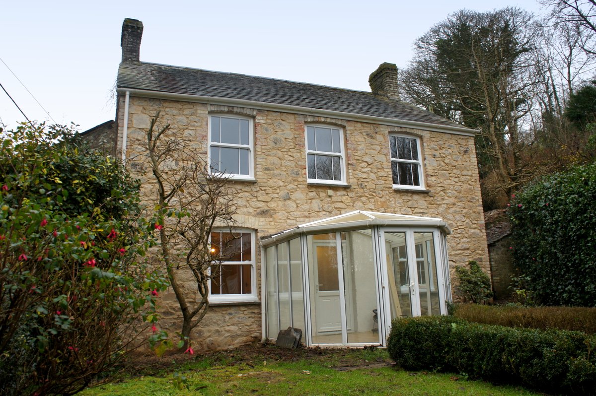 mac_truro's tweet photo. Lovely four bed detached rural cottage coming onto the market tomorrow to #rent. Not advertised yet but think this is going to be popular! £975pcm and available from March. Contact us to register your interest!
https://t.co/33aZUCa5MW https://t.co/h8WM1EWtM9