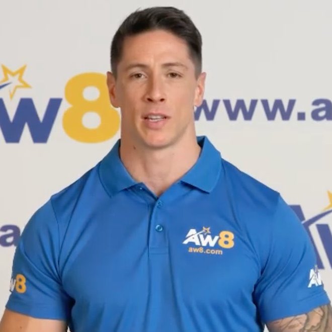 Seputar_LFC's tweet photo. Pas aktif main bola ko ga segede ini bang badannya 😅 https://t.co/oQD3kJjIb1