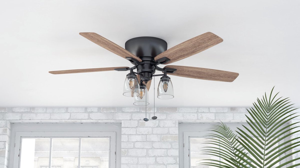 Clear seeded glass and Edison bulbs - our favorite💕 combination for a farmhouse flair! 

What is your favorite style combo?

Arthur - l8r.it/HwM2

#prominencehome #ceilingfan #homedecor #farmhousedecor #rusticdecor #farmhouseliving #rusticfarmhouse #farmhousehappy