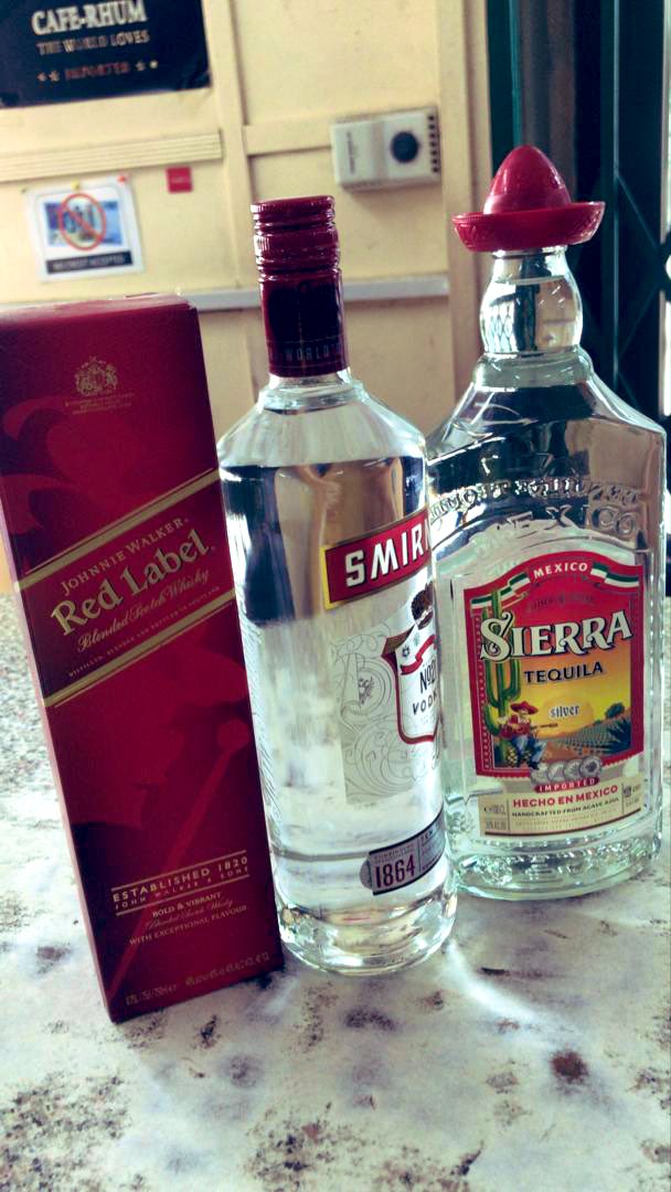 bottomsupbottle's tweet photo. The Three Amigos getting ready for the weekend. Send a dm to order your fav. #bottomsUp https://t.co/JACiNl9AhO