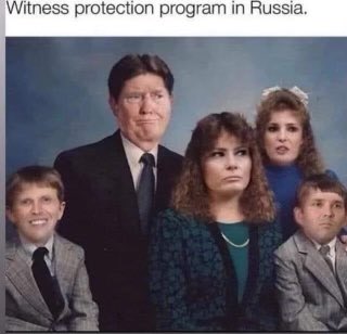 CapShuns's tweet image. Everyone in this photo looks stupid, and yet I still find myself mainly just laughing at Eric 😂