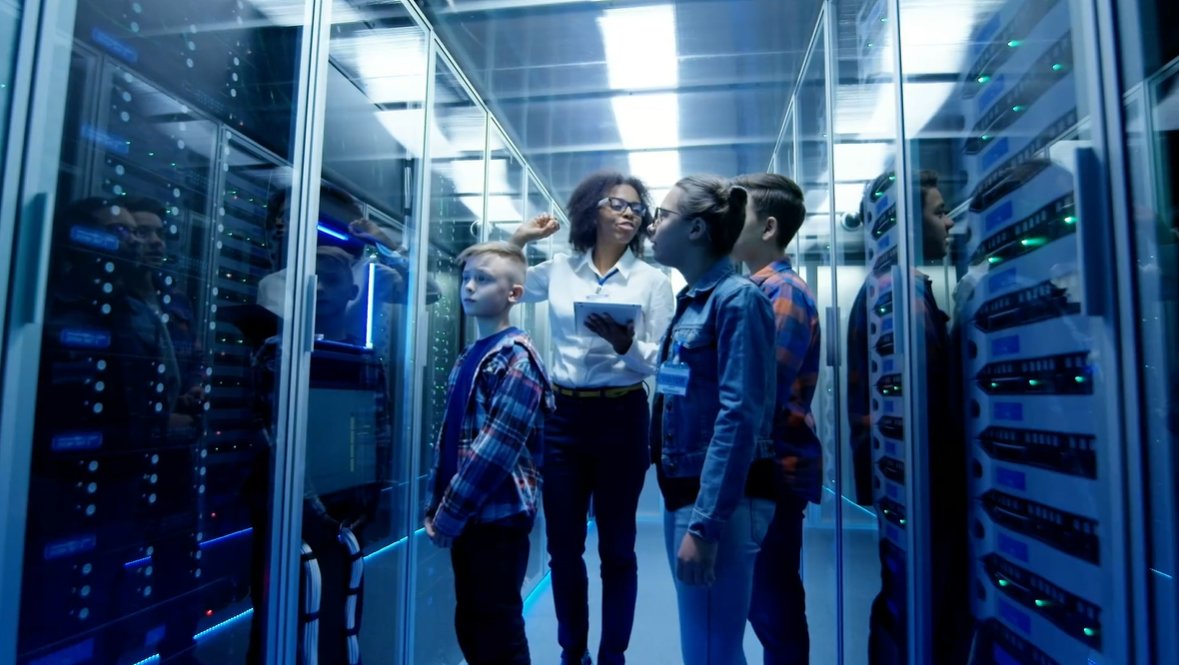 Think #GoldenValleyUK is just about #cyber? Think again. 
Whether you are interested in STEM (science, technology, engineering and mathematics) or areas like HR, Finance or Creativity, Golden Valley will provide you with the tools to kickstart your career.