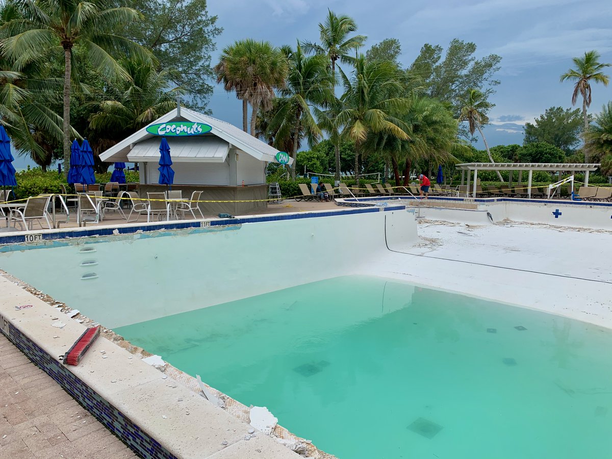 PoolPros_Inc's tweet photo. Back in September we shared that we were upgrading the pool at @CasaYbelResort in Sanibel. After we 1) removed the fiberglass finish from the surface, 2) applied an exposed aggregate finish, and 3) installed LED lights, here is how it looks today! https://t.co/I64iMpwIkQ