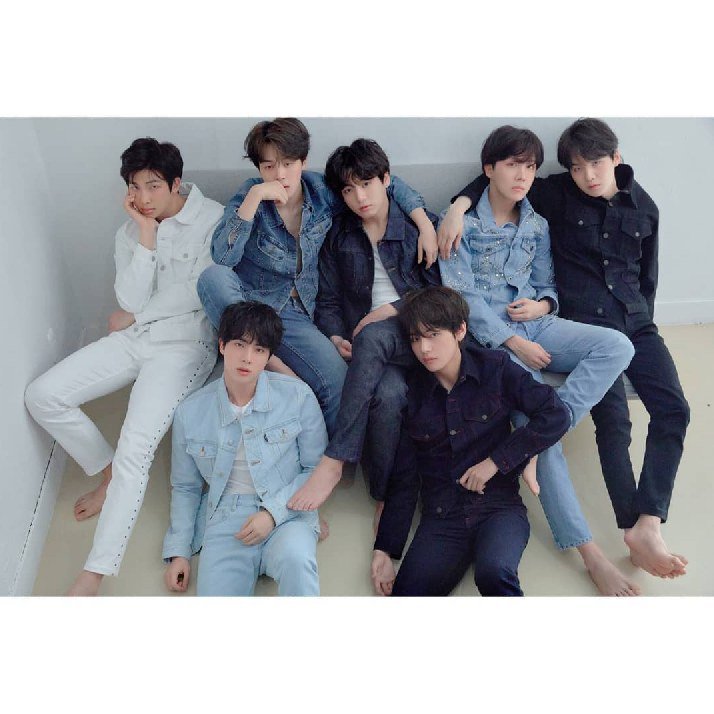 AdriTapia20's tweet photo. Army 😍😍😍😍💜💜💜💜💜 https://t.co/qig3cOjjBC