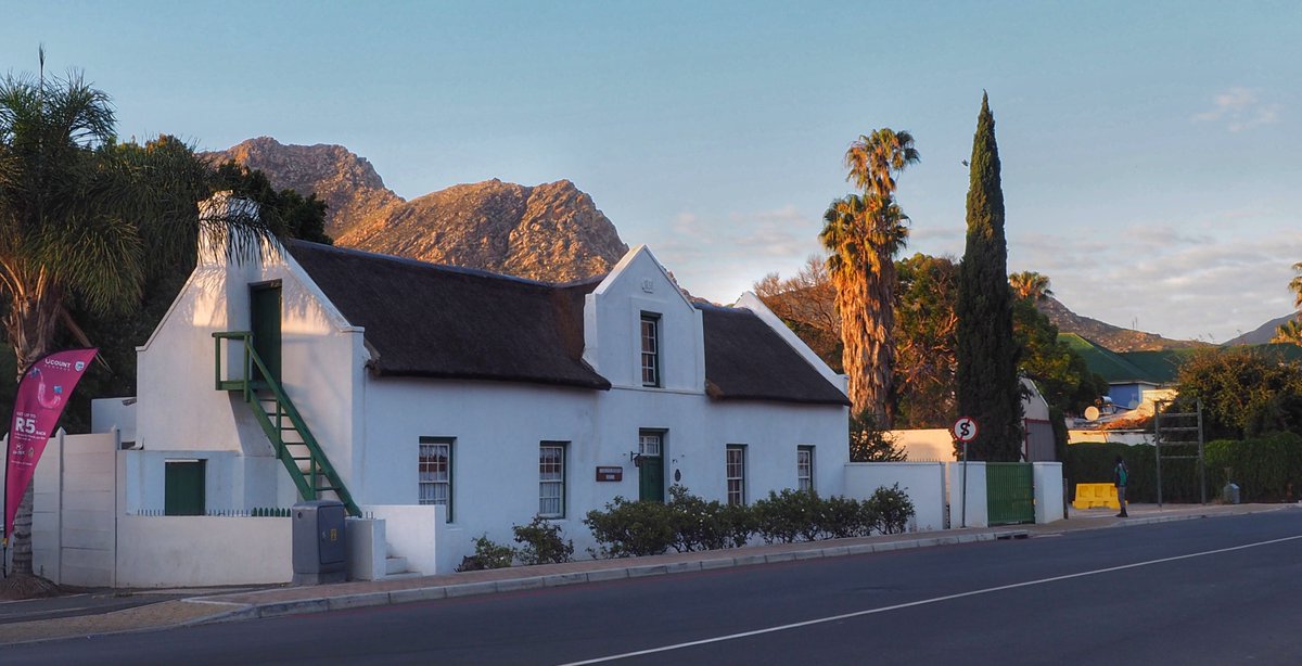 A1. How my travels have changed. 

* spending more time exploring closer to home, and falling in love again with the small towns in my province. #Montagu #TravelChatSA