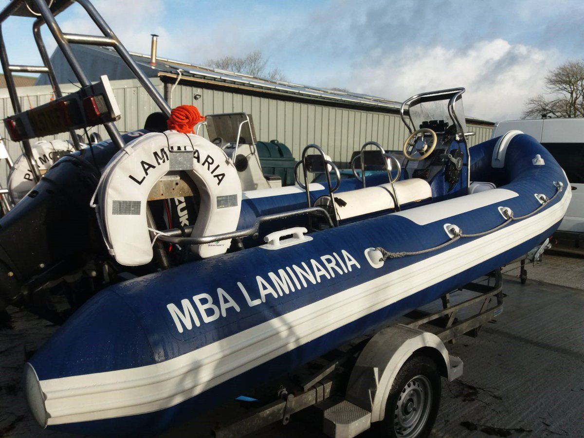 thembauk's tweet photo. Introducing our 5.8 m RIB Laminaria!! π€π¨ This rapid response craft can be easily mobilised to support research activities of our larger vessel @rv_mbasepia & provides a stable work platform for local inshore surveys. #MBASeaGoingTeam @CPRSurvey @MBAEcology @MbaCell https://t.co/3JTcc7AefI