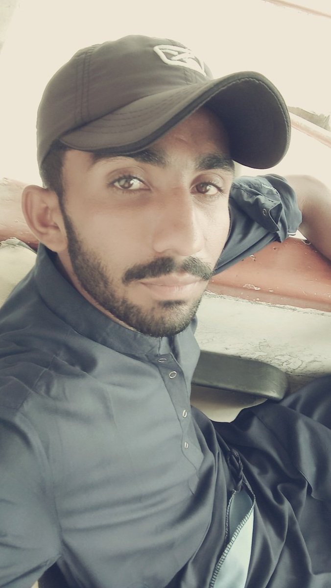 Raees12564673's tweet photo. https://t.co/IxhUCxQj3N