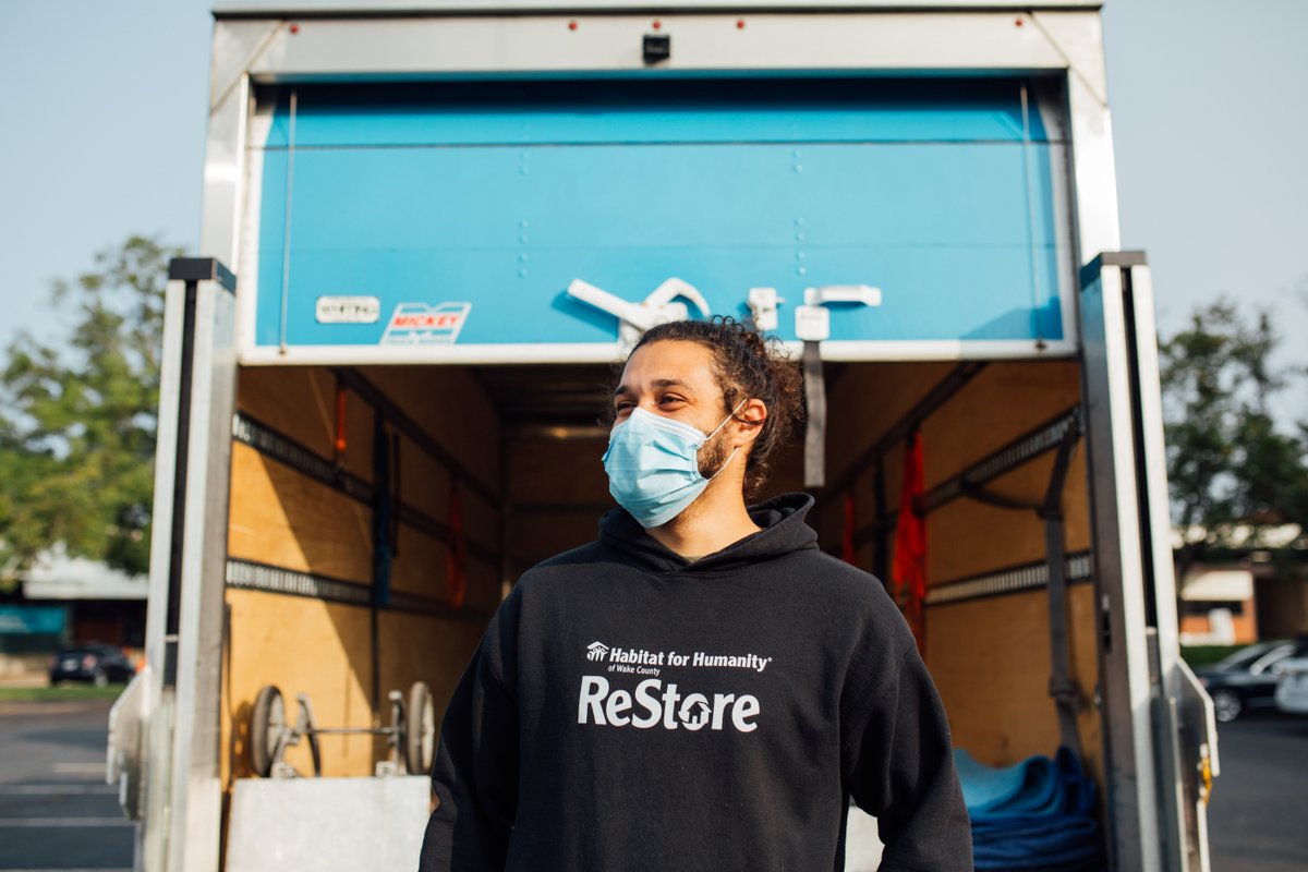 trianglerestore's tweet image. As you clean out the garage or go through the boxes in the attic, set aside the gently-used items that you no longer need but that could have a second life. The ReStores will pick up qualifying items for free!

Request your donation pick-up today: bit.ly/3rWjcAZ