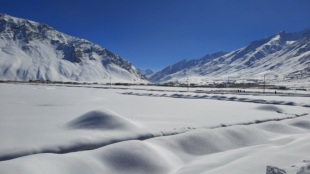 reachraajeev's tweet photo. #Zanskar valley in #Ladakh
#Snowing #subzerotemp #Winters https://t.co/3WPIreiwMG