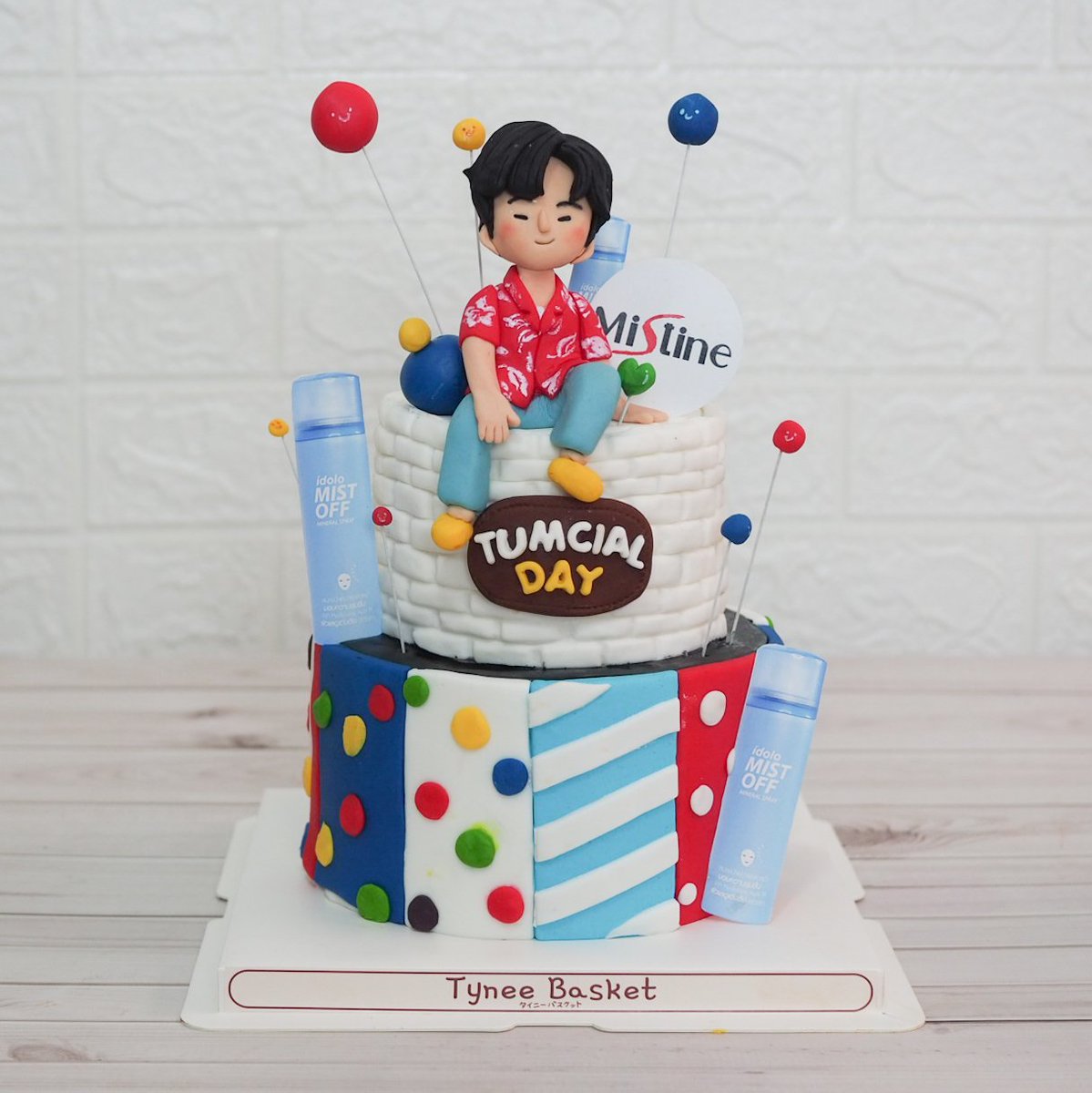 tyneebasket's tweet photo. Happy Tumcial's Day💚
Sending support by Mistine​Thailand

For cake order and design, kindly contact
Ig: tyneebasket​
Line: @tyneebasket

#HappyTumcialDay2021
#TumcialBD2021 #Tumcial30thYoungjaew #Tumcial30thStillCool #OffJumpolBDProject2021 #OffJumpol https://t.co/E5nHhfyfkR