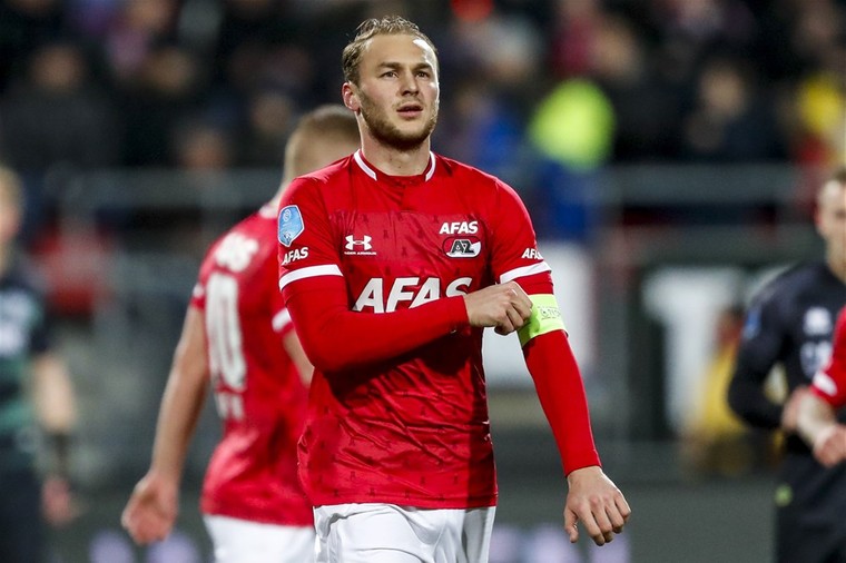 He can improve our Game at building up sitautions, Especially Witsel is injured for a very long time and lost his great form, Koopmeiners could take the Job, and is already much better and complete in my opinion, and is 100% already Champions League Level. (20%)