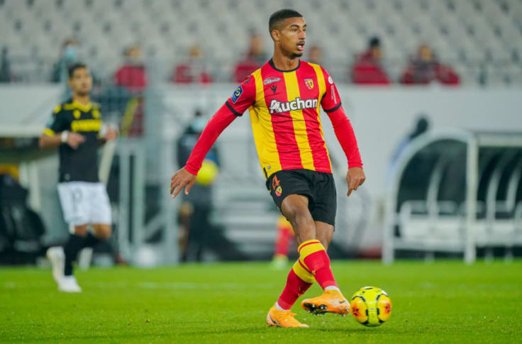 Loic Badé A CB is needed, actually this Winter already, we were linked with Simakan, but I decided for Loic Badé from RC Lens. The 20 year old has a big potential & is complete, fast, intilligent, good with his feets, dynamic CB, really good in ground & aieral duels. (25%)