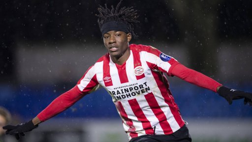 Noni Madueke A fast pace-dribbler at the wing is needed, I'm a big fan of Madueke from PSV, he plays a incredible season at PSV, 6G & 6A in the Eredivisie, he is what we need, fast, an incredible dribbler (68% dribblings succesful) defensively okay. Big potential.(25%)
