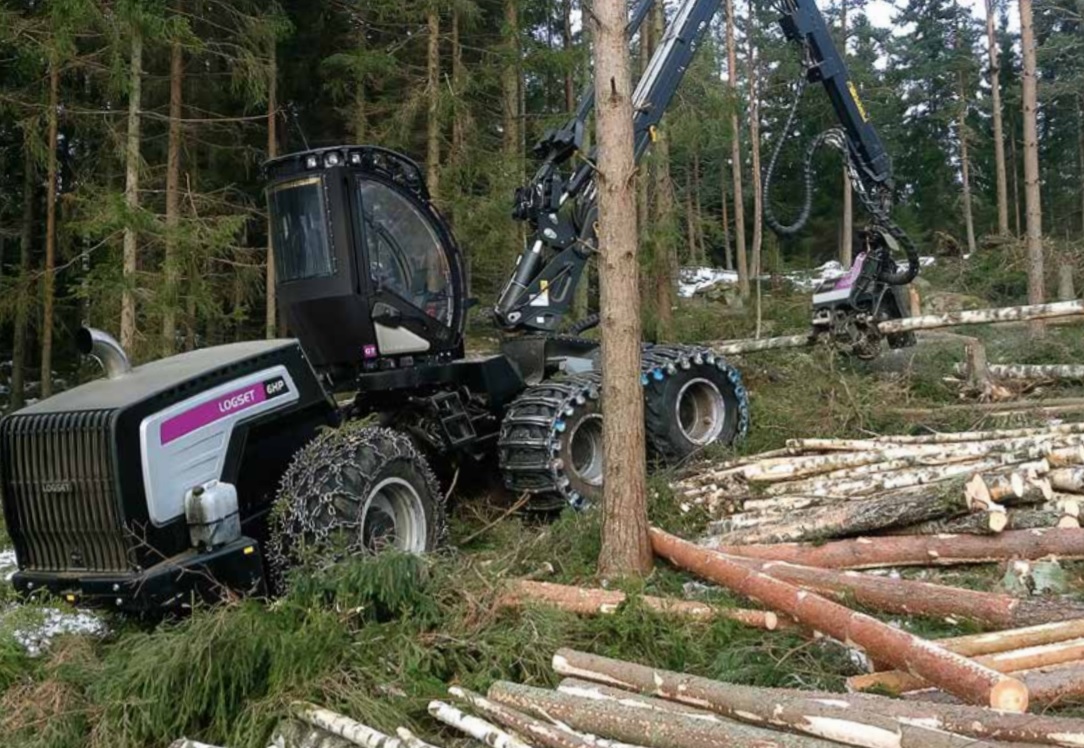 EvgeniyKorobkin's tweet photo. Финская компания Logset развивает дилерскую сеть в России #Logset @LogsetOy #ForestMachine #forestry #harvester #forwarder #DiscoverLogset #SVKK #Venäjä #ФРТП
https://t.co/FElA9foUTp https://t.co/s5oq3xTsD5