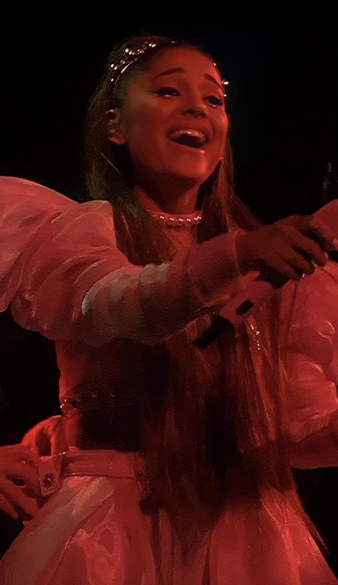backtomille's tweet photo. ariana and me🤍 https://t.co/QbbZJqMkQA