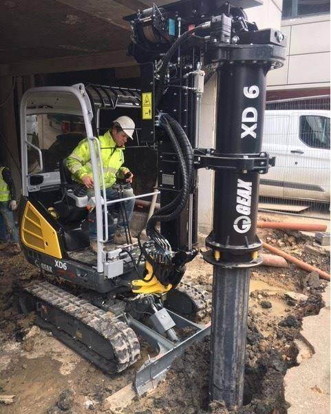 PilingUK's tweet photo. Take a look at the #Geax XD6! The compact XD series have been designed to work on challenging & confined sites, eg: basements, with ease & precision; and are equipped with a range of features associated with larger #rigs like an auxiliary winch, depth meter & winch limit π https://t.co/7uvzhY7EJT