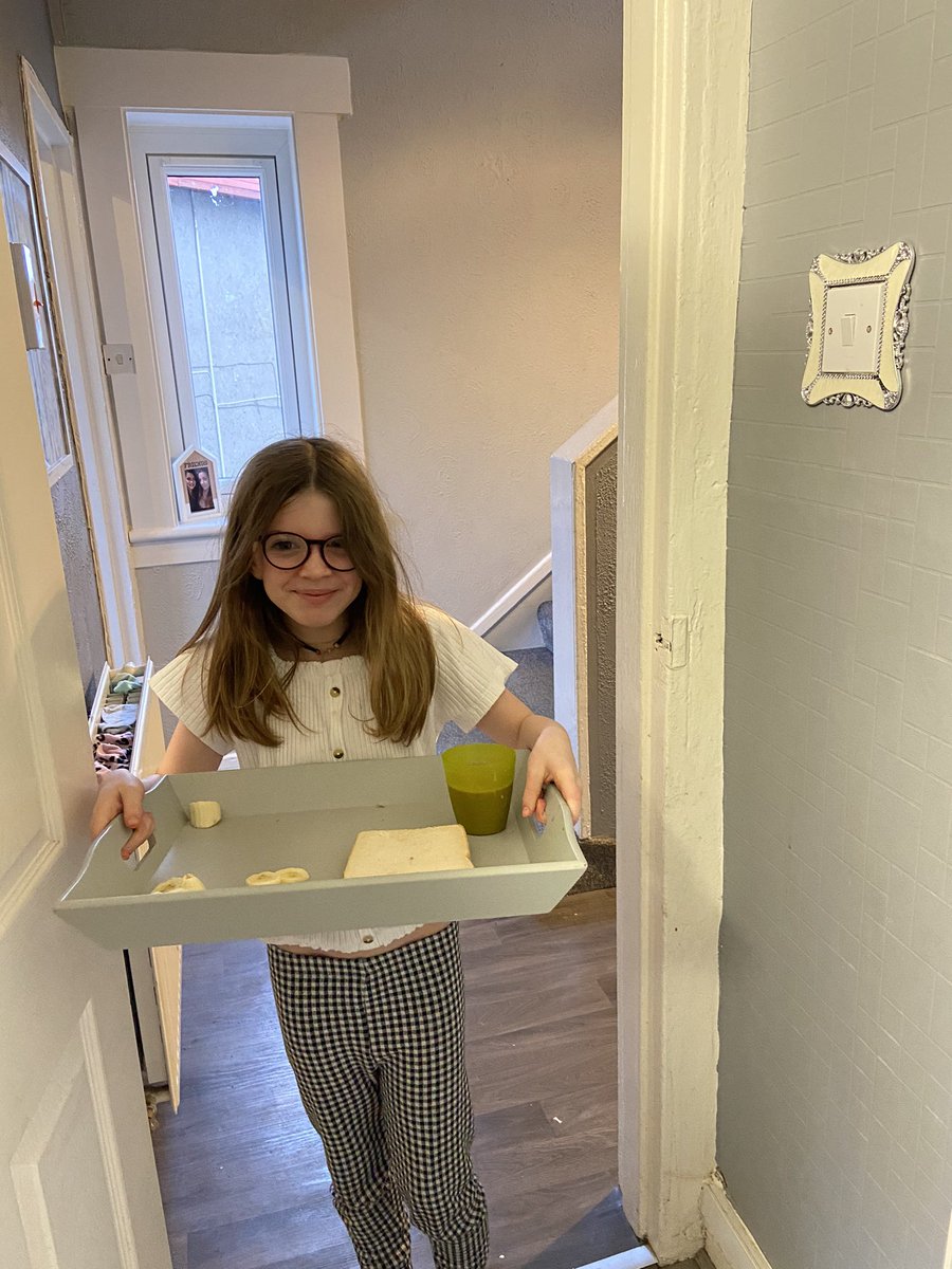 sarahanef88's tweet photo. @stjohnsERC holly and Lucy learning some valuable life skills https://t.co/1sLAwCGWGp