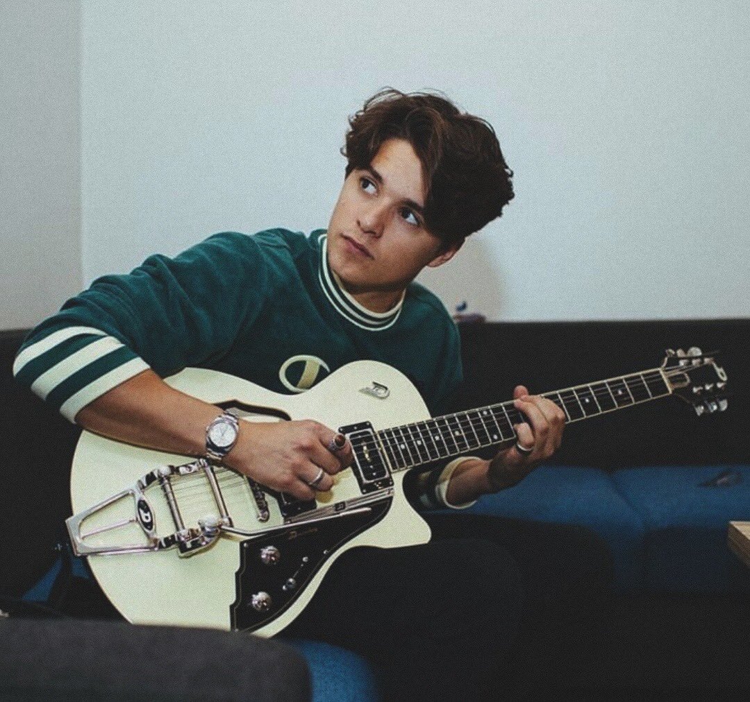 Bradley Will Simpson as paintings 