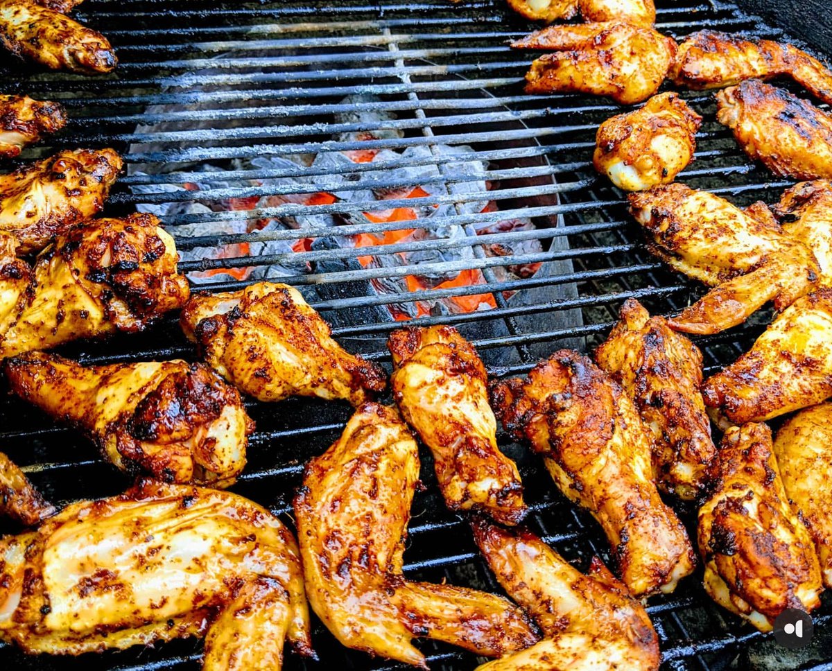 #WingWednesday Is Legendary If Done Right.  @Can2_BBQ Uses The Vortex Method To Make These Chile Lime Wings Legendary!

#JealousDevil #LegendMaker #Legendary #FueledByJD #IndirectCooking #PureAsHeavenHotterThanHell