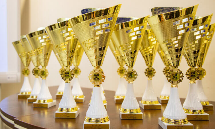 награды ордена медали. в качестве награды. ордена ветеранов великой отечественной войны. награды за достижения. в качестве награды.