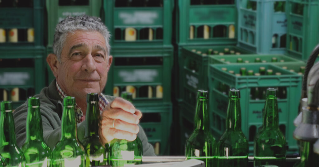 ¡Disfruta de la Sidra con Denominación en casa . Un producto sano, natural y Asturiano¡ 💙💛💙    
¿Quieres saber qué llagares hacen venta directa, venta on line o reparto a domicilio?.
Pincha aquí bit.ly/36KkViS y elige tu Sidra con Denominación favorita.