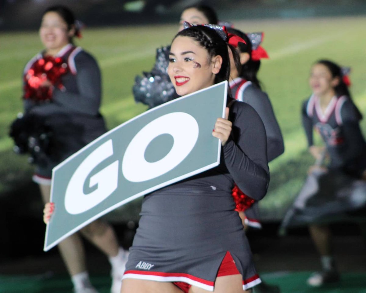 DBACK_CHEER14's tweet photo. UIL Crowd Leading State Champions and 5AD2 4th place overall. #DiamondbackCheer So blessed to be able to compete at the UIL State competition amidst this crazy pandemic. We couldn't be more proud! #DiamondbackStrong https://t.co/xucLPeNYww