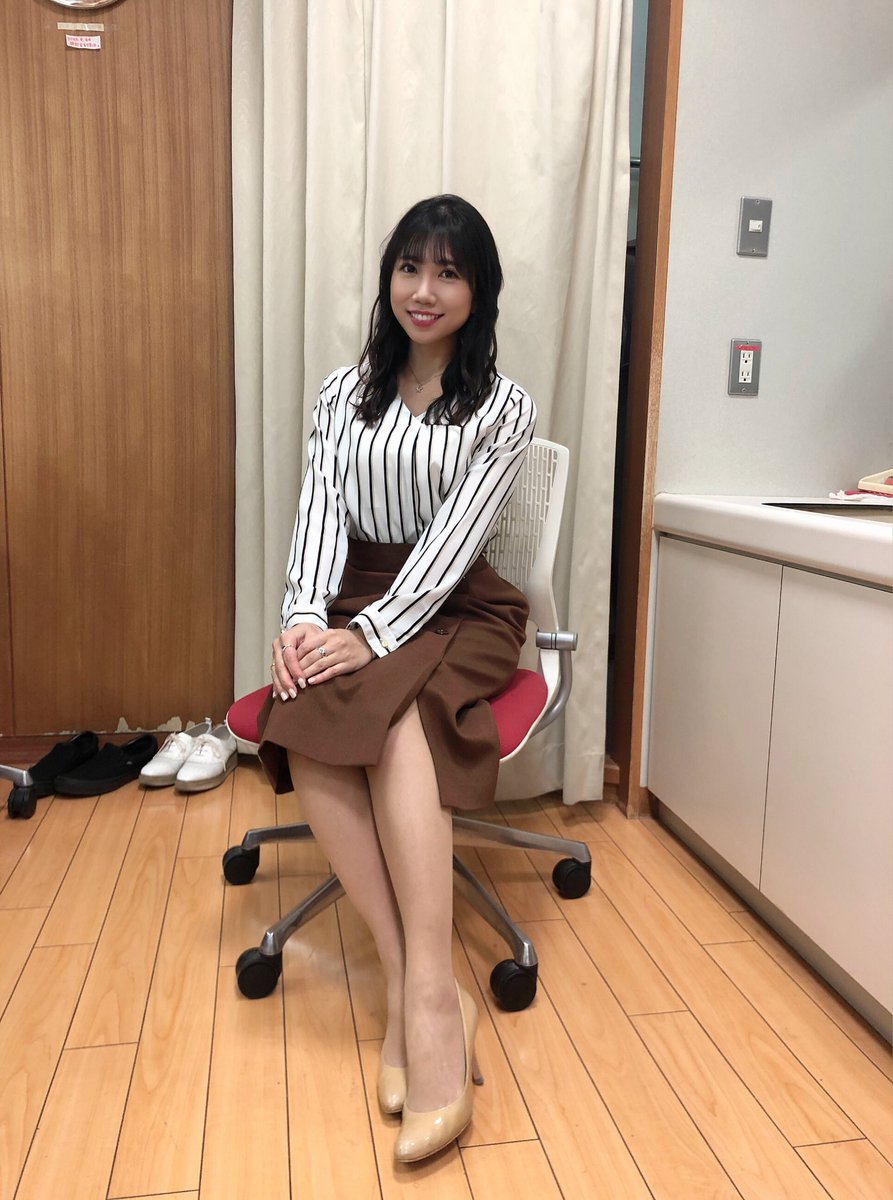 黒田菜月 Tbs News キャスター きょうも夜まで ニュース読んでます きょうのお弁当は まい泉のとんかつ弁当 肉食女子なので これで元気に頑張れそうです Tbsニュース Cs Tbsnews