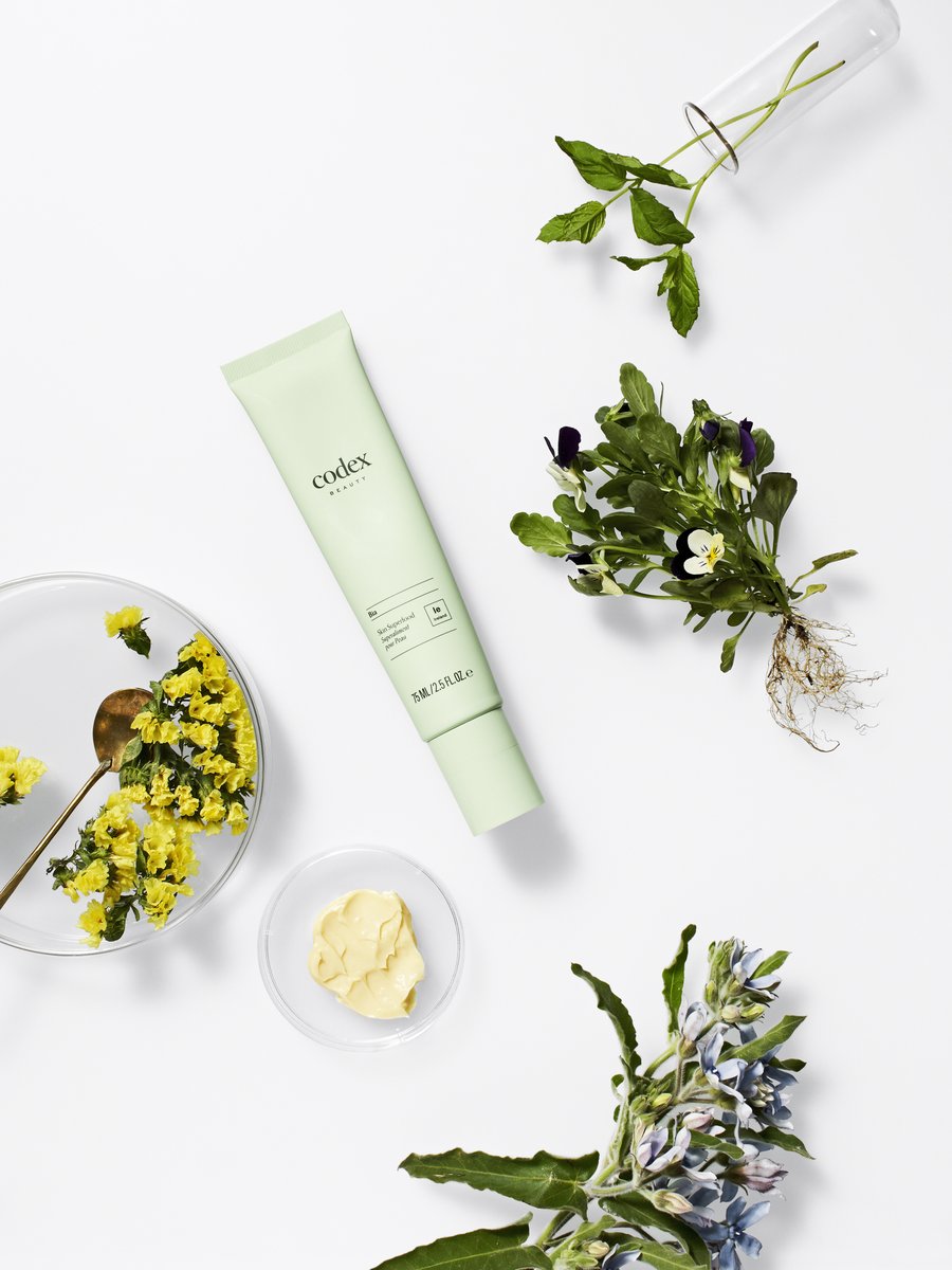 BenefitsEvery1's tweet photo. Grab NHS discount off @CodexBeauty  products that absorb quickly, moisturise effectively, protect and restore the skin barrier and its microbiome

https://t.co/lG2MqaYLyv

#codexbeauty #effectiveskincare #skinhydration #mycodexbeauty #masknetrestment #sustainablebeauty https://t.co/g0iGxygjsS