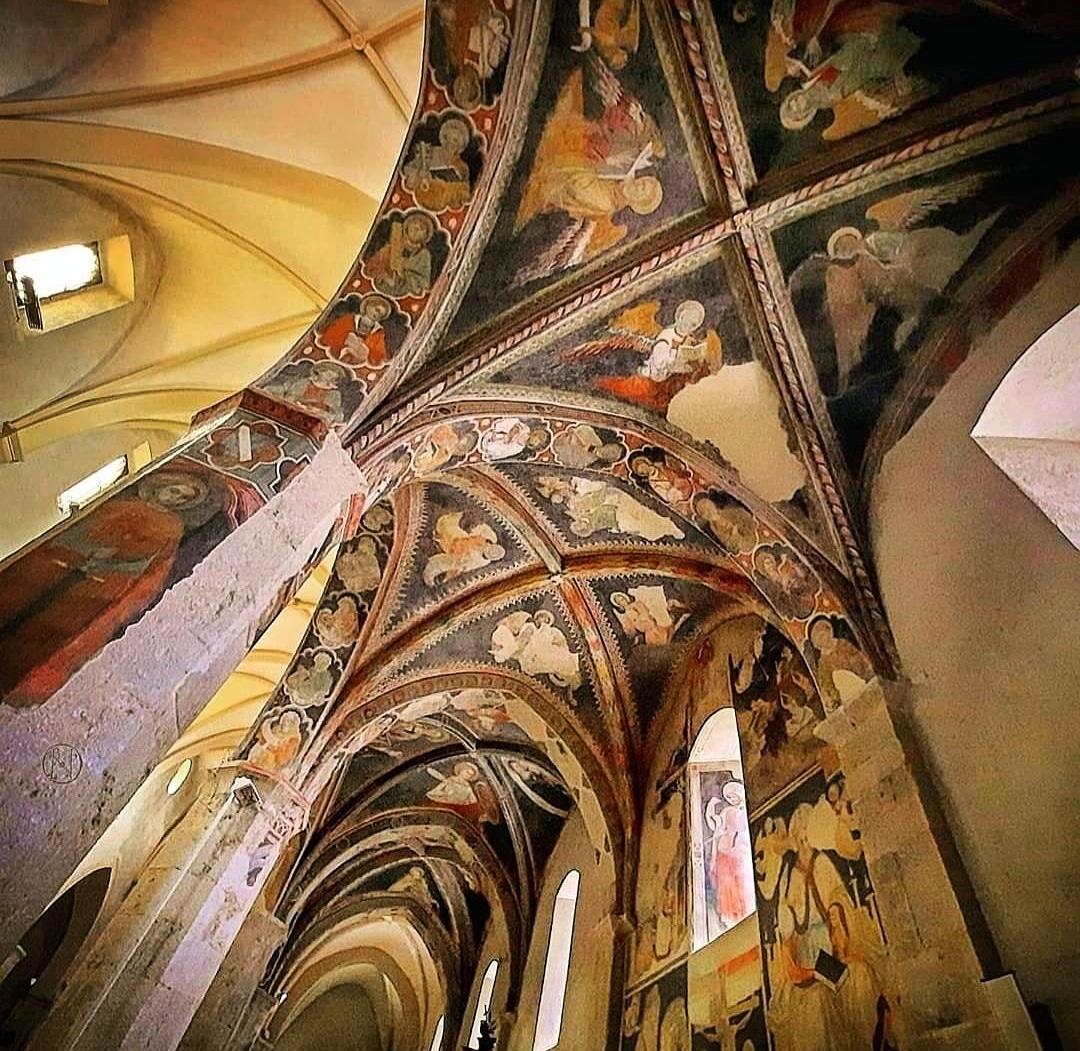 🖌️🎨Affreschi quattrocenteschi della Chiesa di San Giovanni Battista. #20gennaio <a href="/Italia/">Italia.it</a> <a href="/YourAbruzzo/">Visit Abruzzo</a> <a href="/InvasioniDigita/">Invasioni Digitali 🏛</a> @_MiBACT <a href="/beni_culturali/">beniculturalionline</a> <a href="/Italia_jpn/">Italia.it JP (イタリア JP)</a> <a href="/BorghiPiuBelli/">Borghi+belli Italia</a> <a href="/BorghiAutentici/">Borghi Autentici</a> @TgrAbruzzo <a href="/ARTEit/">arteit</a> <a href="/SkyArte/">skyarte</a> <a href="/RaiCultura/">raicultura</a> <a href="/Italia_fra/">Italia.it FR</a> <a href="/BeniCulturali30/">Beni Culturali 3.0</a>