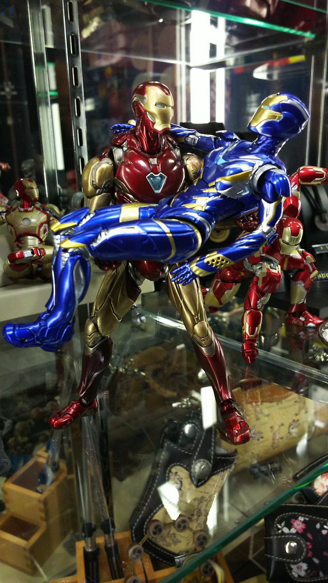 GoemonShop's tweet photo. 素晴らしきかな夫婦愛
#マーク85 #Mark85
#マーク49 #Mark49
#SHFiguarts
#五右衛門商店 #goemonshouten https://t.co/LNxPI2buXu