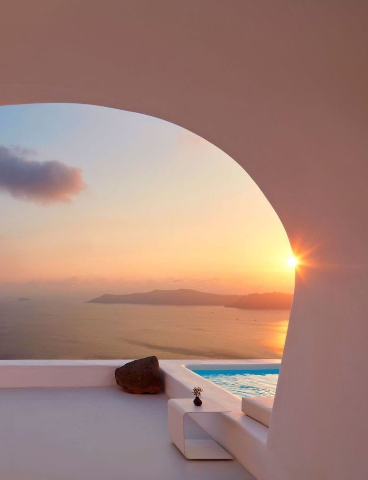 I want to be in Greece right now...