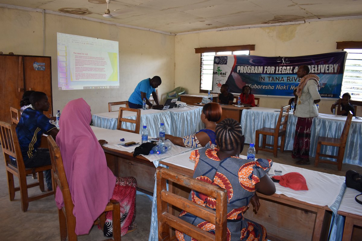 KECOSCE's tweet photo. Ongoing Community awareness Forum in Garsen Division of Tana Delta Sub County creating awareness on the Legal Aid Act, Human Rights-Based Approaches &amp; GBV issues in the wake of COVID 19 pandemic. @UNDPKenya @amkeniwakenya @Josethoughtist @CharlieMparah @kibwana15 @TAccess2justice https://t.co/mtAmy9jRGW