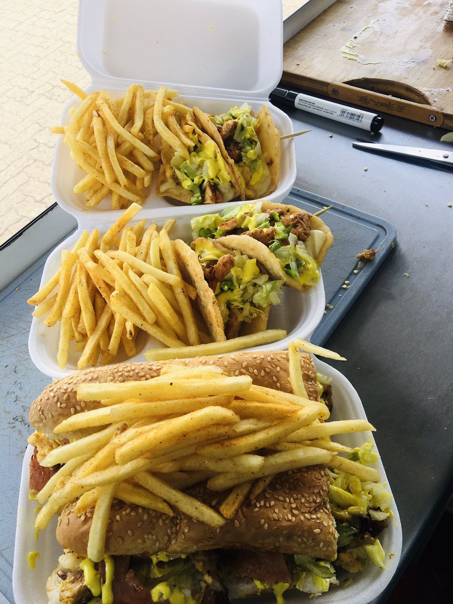 MFoodbar's tweet photo. Matt Foodbar hits you were you like it😋😋#lunch #tacos #food #mattfoodbar https://t.co/p97u00jQhK