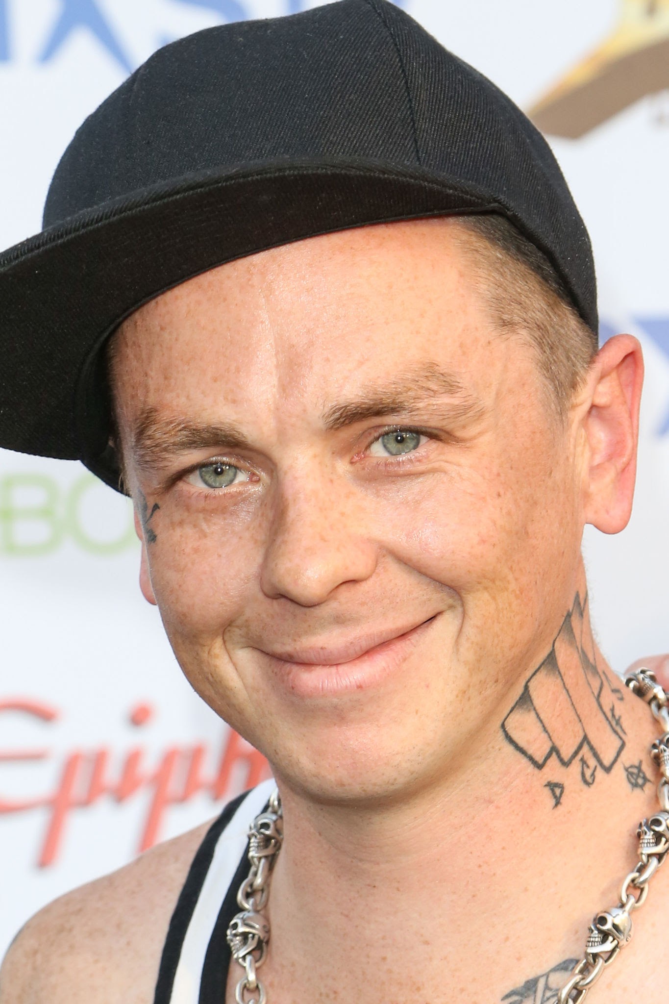 Please join me here at in wishing the one and only Sid Wilson a very Happy 44th Birthday today  