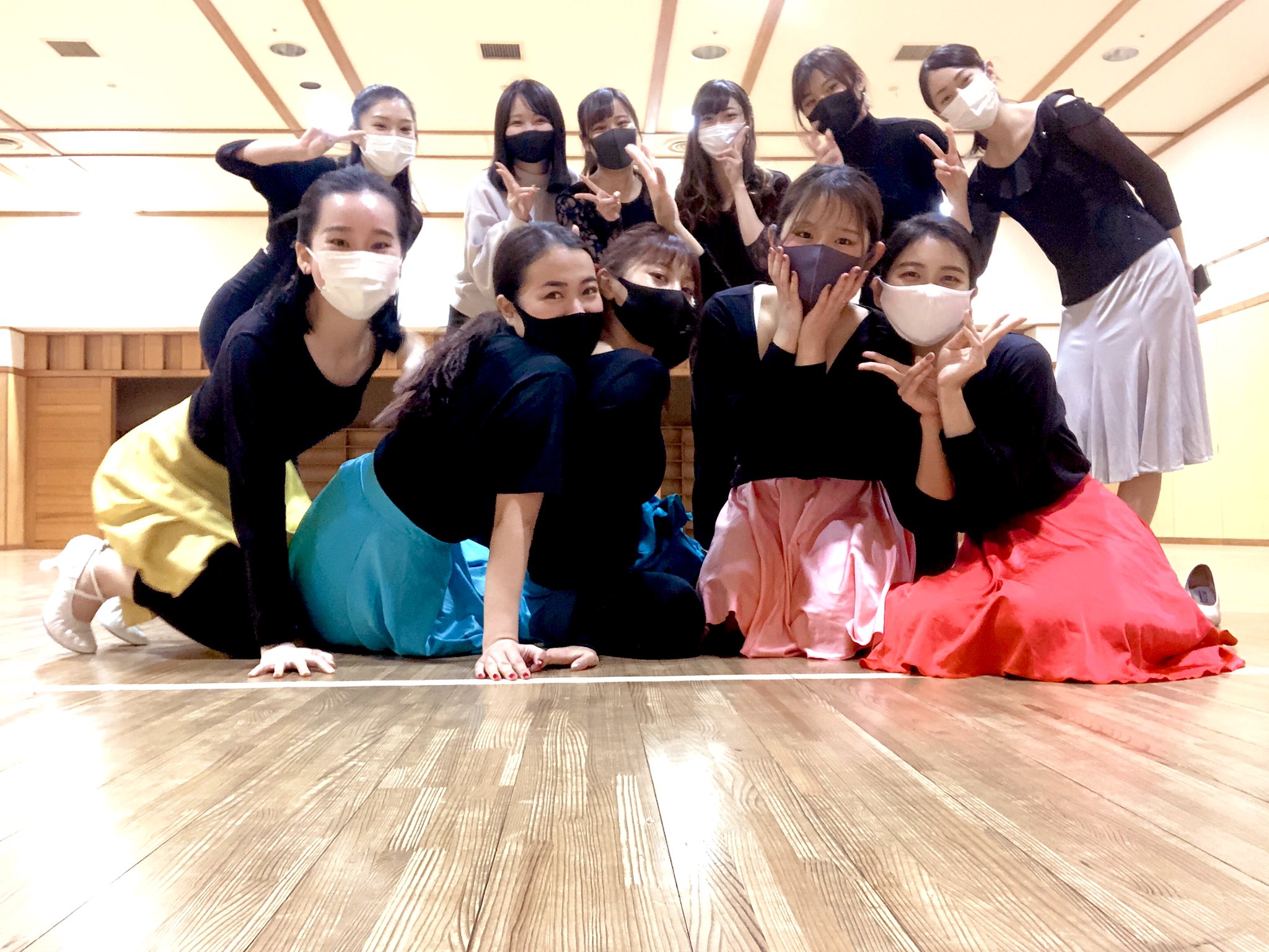 明治学院大学競技ダンス部 こんばんは 今日の練習会の様子です 競技ダンス部は 新2年生をまだまだ大募集してます みんな未経験なので 基礎からしっかり教えています 大学から新しいことを始めたい人や友達を作りたい人 是非体験にいら