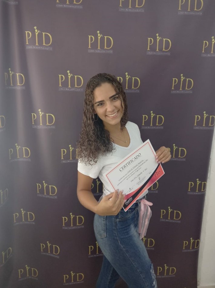 CahAlmeida3's tweet photo. Enfim Lash Design (Extensionista)😍😍😍😍😍
Acredite em cada sonho seu e persistam!
Obg Deus por ter me guiado até aqui ! Só gratidão pai 
#ésóocomeçodemts
#seguranão
#aprimeiraéprabxorestoépracimaaa https://t.co/ymGPKGCJ75