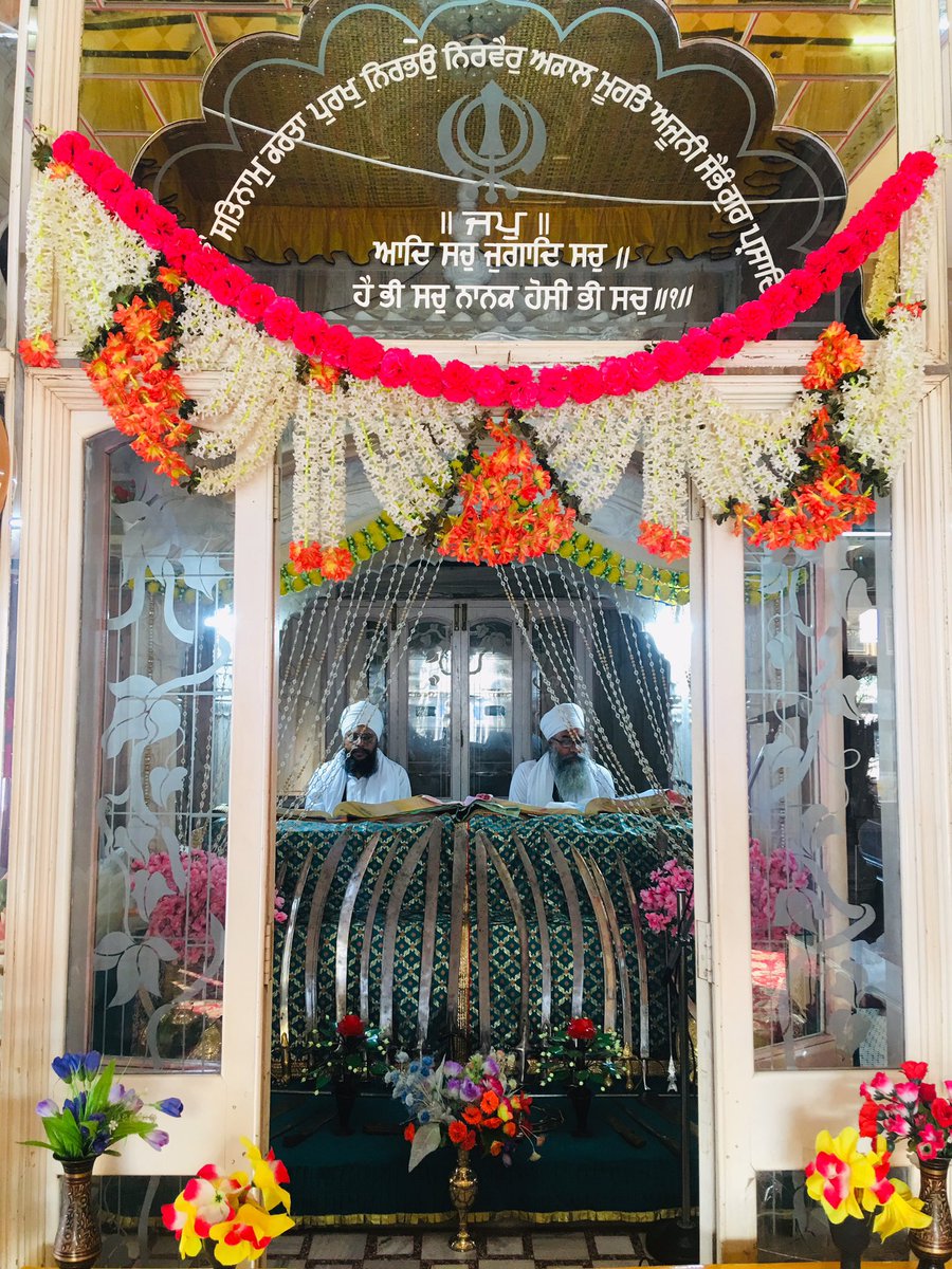 Guru Ji then blessed this spring to be a holy sarovar where whoever has no child or is suffering from any disease, his hope and desire will be fulfilled.