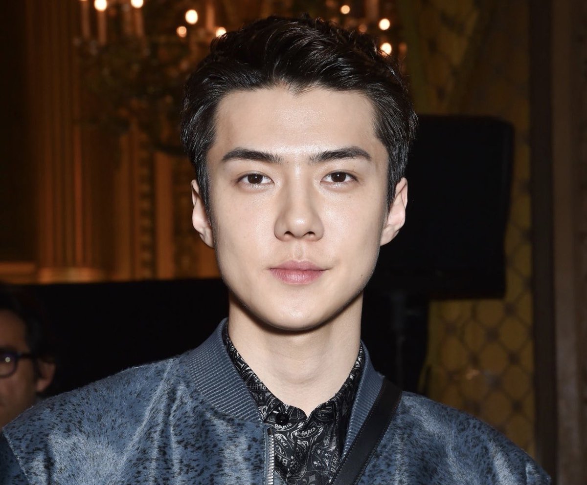 쉰화 Sehun A Year Ago Vs Now Short Hair In Long Hair In January January 21 쉰화 Sehun A Year Ago Vs Now Short Hair In Long Hair In January January 21