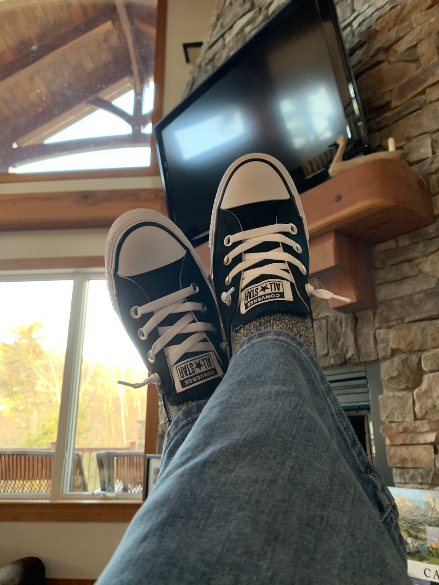 jbshultz2006's tweet photo. Inauguration Day Chucks! #InaugurationDay #KamalaHarrisVP #converse https://t.co/LZjdqkDB4v