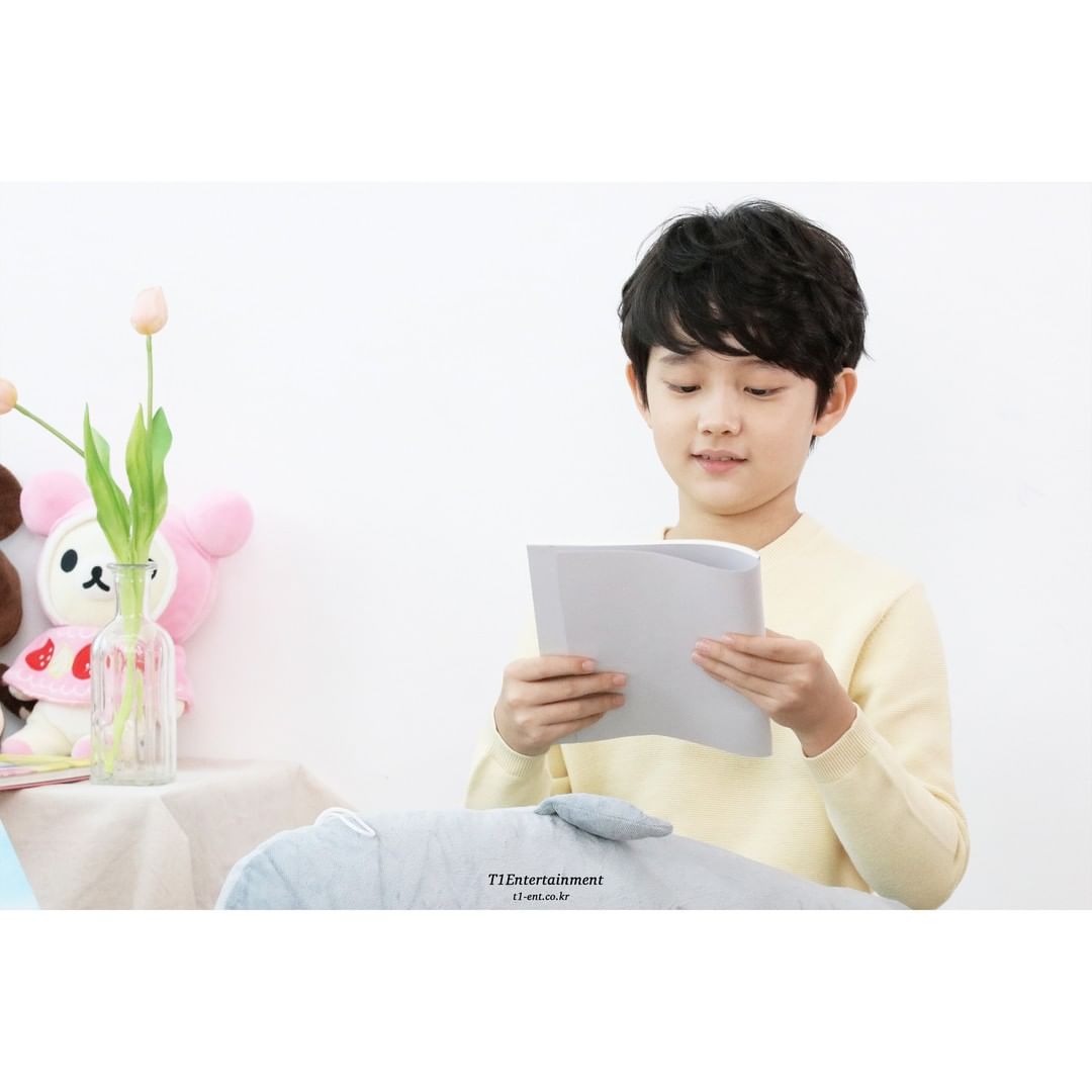 junghyeonjunth's tweet photo. เธรดรวมภาพฮยอนจุนจากซีรี่ส์เว็บดราม่าเรื่อง The dolphin in the little mermaid 🐬🧜‍♀️ 💕 

#정현준 #junghyeonjun #jeonghyeonjun #hyeonjun
#junghyunjun #จองฮยอนจุน https://t.co/9e55WHN0h4