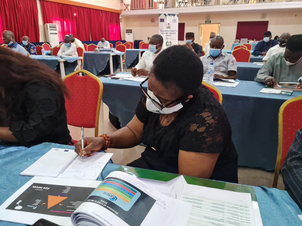 EU_SDGN's tweet photo. @ECESeu implements the #LEADQ training within the @EU_SDGN component 1 which supports the enhancement of #electoral #management capacities of @inecnigeria and @fosieconNigeria towards consolidating democratic practices in the conduct of elections in Nigeria.
#EU4DemocracyNG https://t.co/vCUPIn7FpI