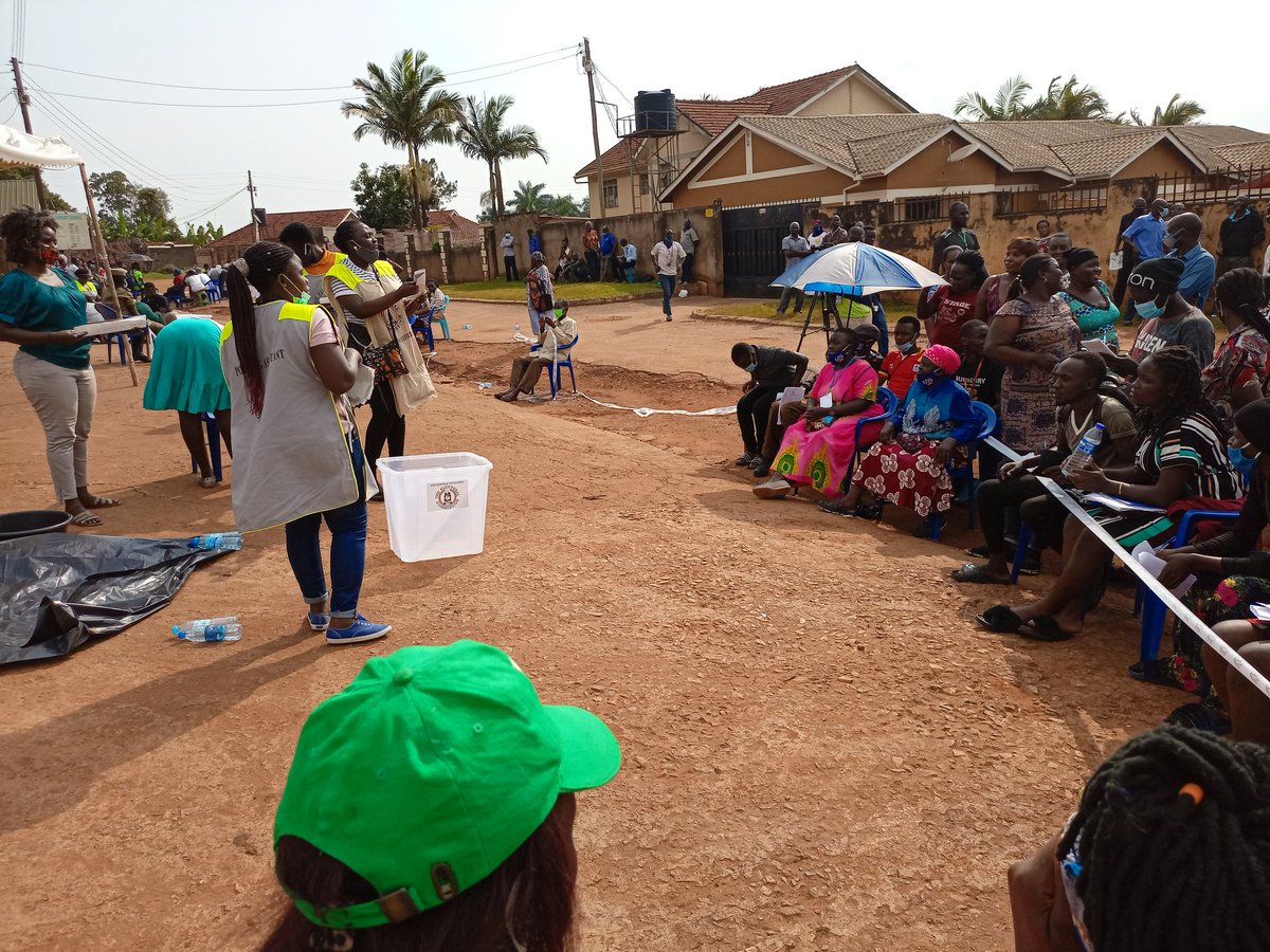 #NTVNews #UgandaDecides2021 At Kataka grounds polling station in Mutungo, Joseph Mayanja 5, Charles Ssenkubuge 3, Nabillah Naggayi 18,Erias Lukwago 104. @ntvuganda @DailyMonitor