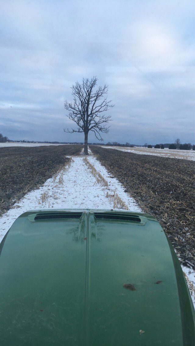farmboy8400's tweet photo. Every. Damn. Time.
#ontag #tillage https://t.co/q9nDRJqnGr