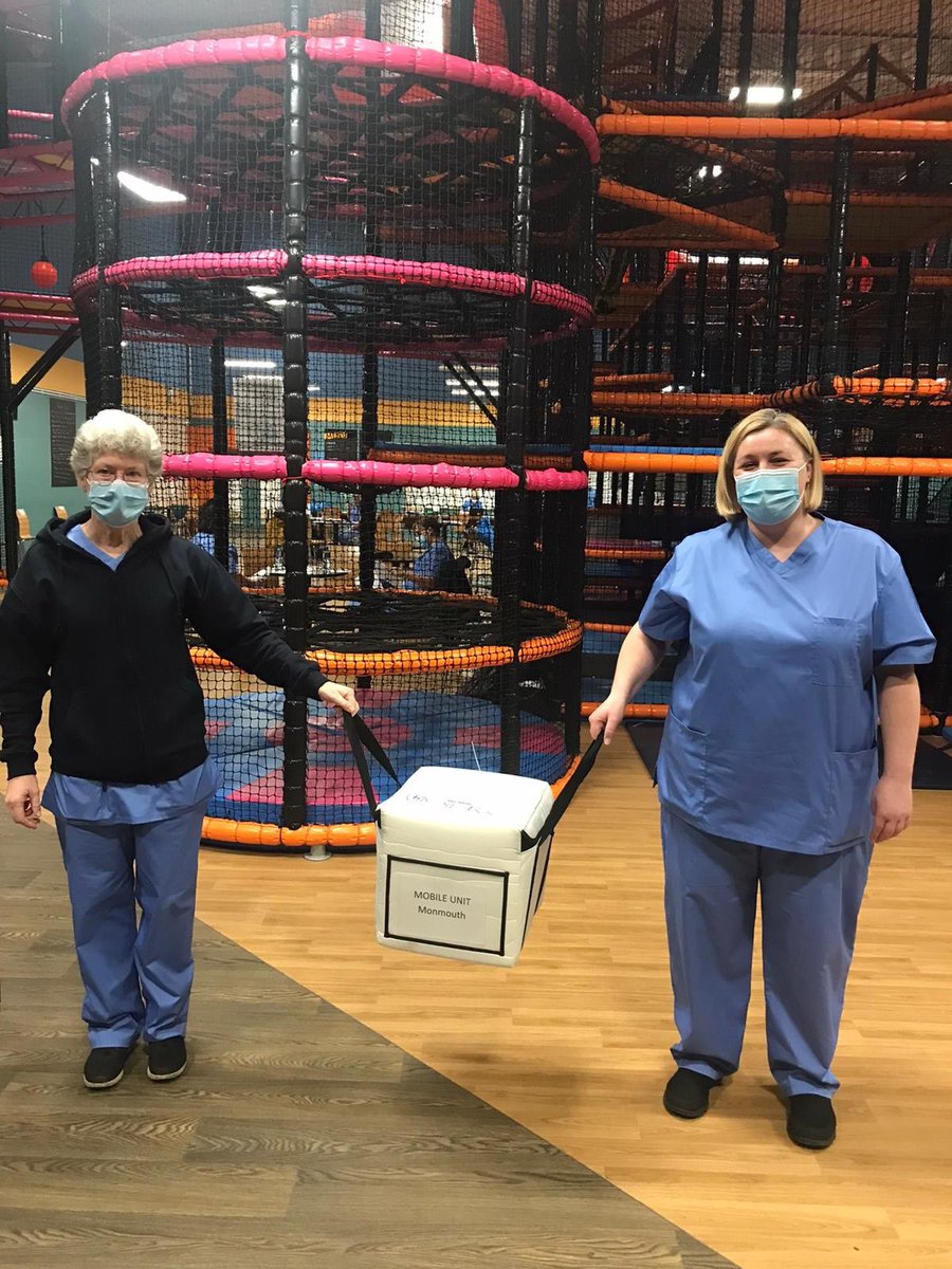 PaulMatthews67's tweet image. Meet a big part of the Gwent mobile vaccination team (and I noted the destination on the box in photograph 2). Thanks for sharing @AneurinBevanUHB @JudithPagetCEO - go to it you wonderful human beings 👏