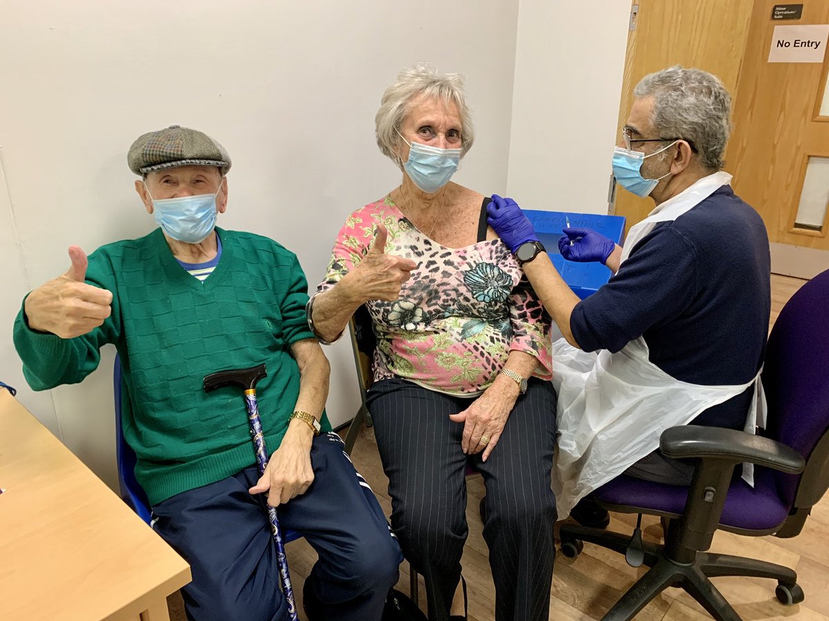HarnessUK's tweet photo. Two of our amazing patients receiving their #COVID19Vaccines in our #PCN clinics. Thank you to all of our amazing patients, team members &amp; fellow network @kw_healthcare. 
#HarnessUK
#HarnessPCNs
#MyHarness
#WeAreHarness
#HarnessCommunities
#COVIDVaccine
#NHSHeroes
#COVID19UK
#NHS https://t.co/oxUfIaQviE