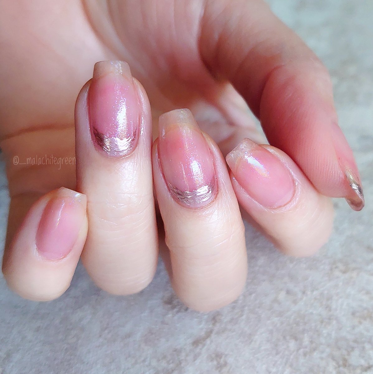 Minori セルフネイル こんな素敵なボックスでいただきました 結婚式の招待状のようなボックスに歴代限定色がずらり ボトルのデザインも今のデザインに合わせて新しくなっていました Paradoさま ありがとうございました W人