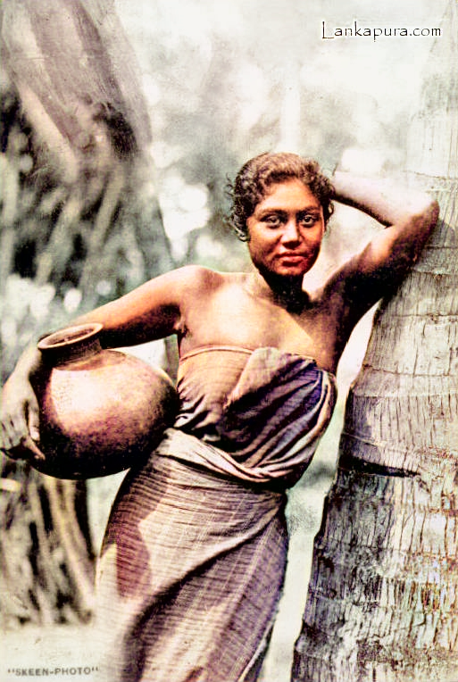ceylonincolor's tweet photo. Jaffna Tamil Girl - Ceylon, 1910

* The original monochrome photo was taken from the Internet and colorized using an Artificial Intelligence (AI) program.

#CeylonInColor #PowerOfAI https://t.co/OBCllCCOKd