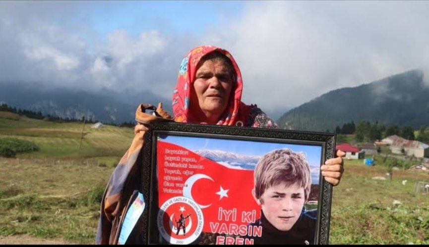Ne_Umduk's tweet photo. Cesaret, bütün silahlardan üstündür.

#iyikivarsınEren https://t.co/Fq9qoqEx20