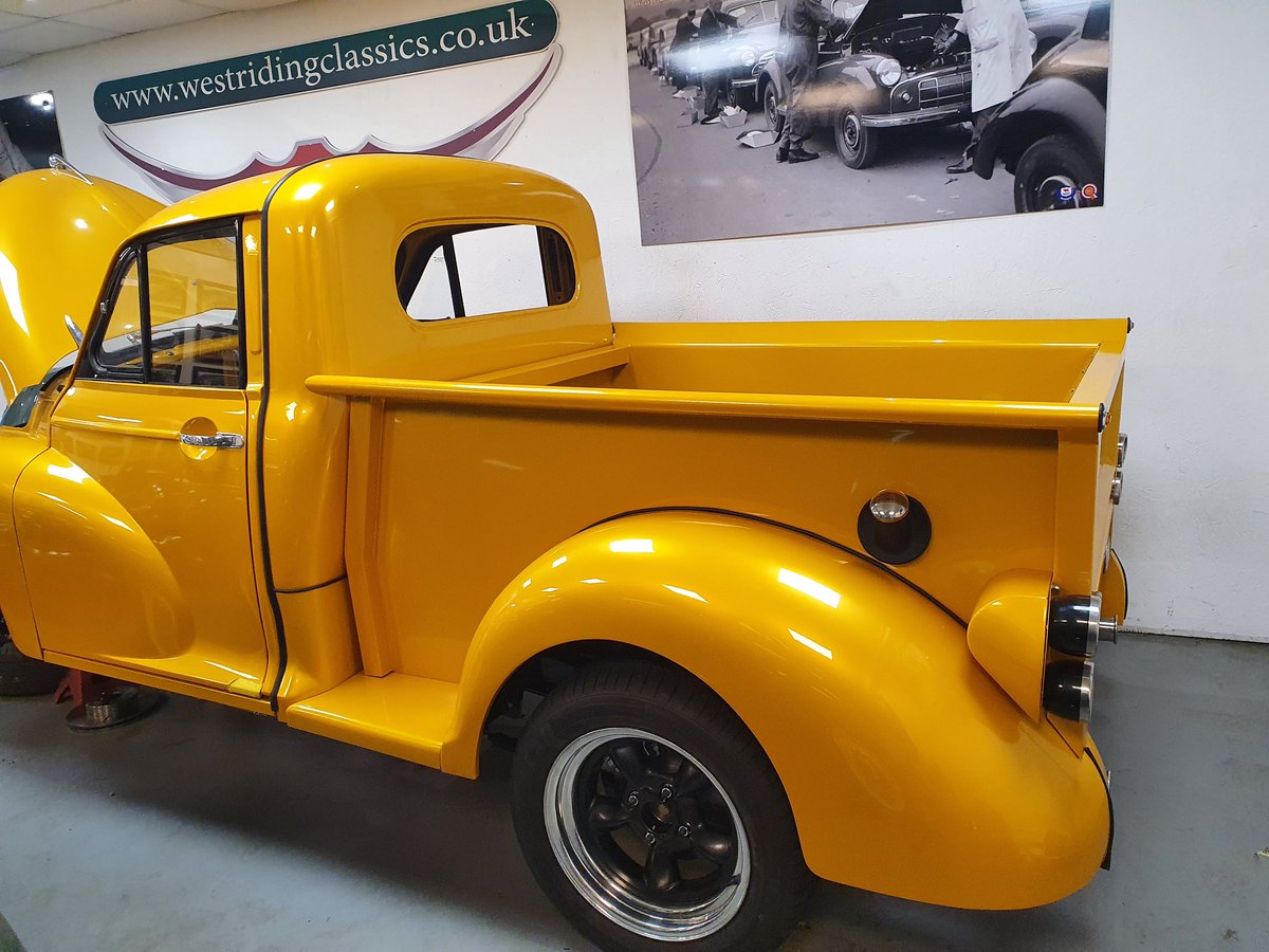dlwrcc's tweet photo. Super pick up build progress 🐝 🐝 🐝 🐝 
the final furlong, rear arches in &amp; a peak of the new 5 spoke wheels.
The brief was to build a 1 off pick up that went and stopped well, how you think we did??🤔 

#morrisminor #customcar #restomod #customclassic #wrcc #pickuptruck #minor https://t.co/HrIKPH62I8
